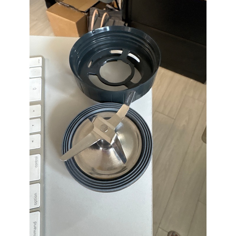 Bosch Blender Cutter Seal Retaining Nut Set  MMB