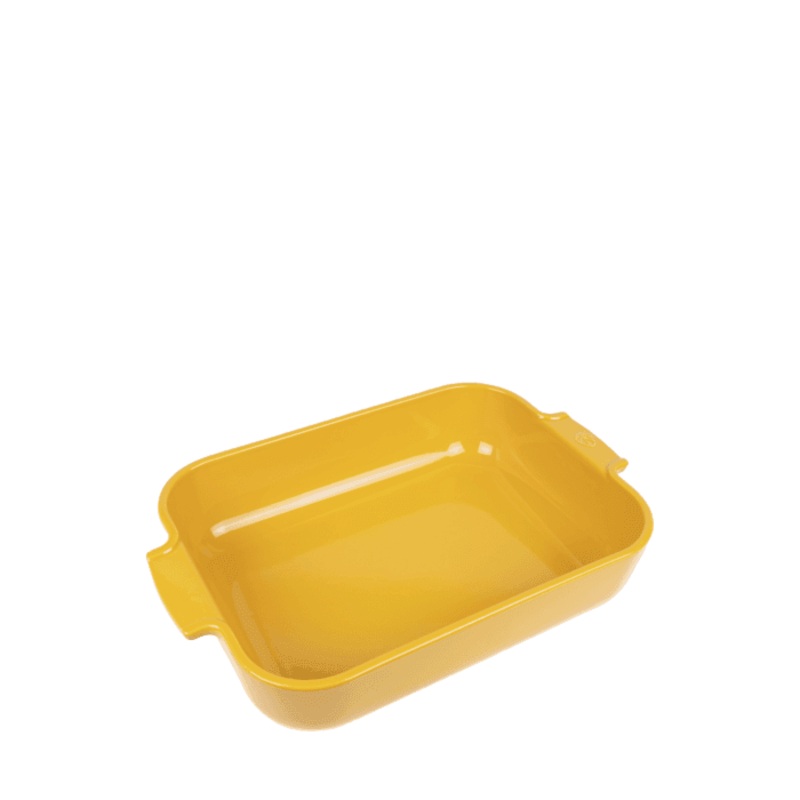 Peugeot Baker: 15.75" Rectangle, Saffron