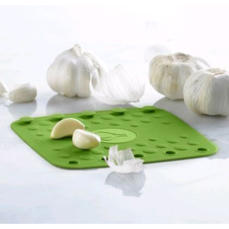 Trudeau Silicone Garlic Peeler 09912077
