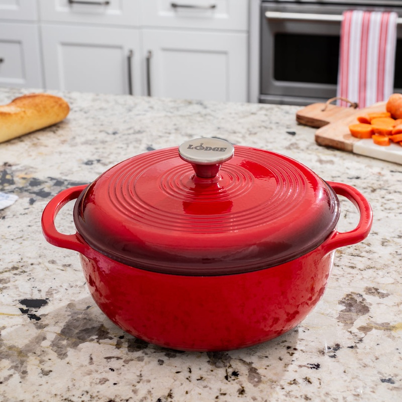 DUTCH OVEN 4.6QT RED ENAMELED