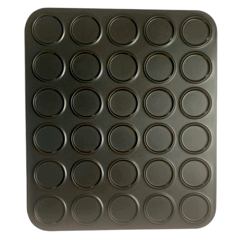 Foxrun Mini Macaron Pan 6114