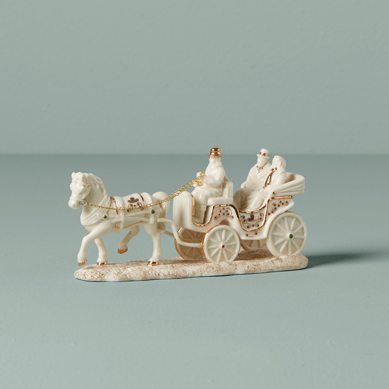 Mistletoe Park Horse-Drawn Carriage
