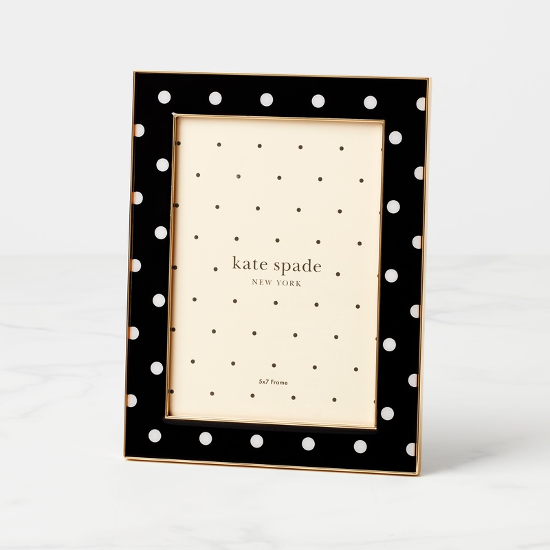 Sitting Pretty 5"X 7" Dot Frame