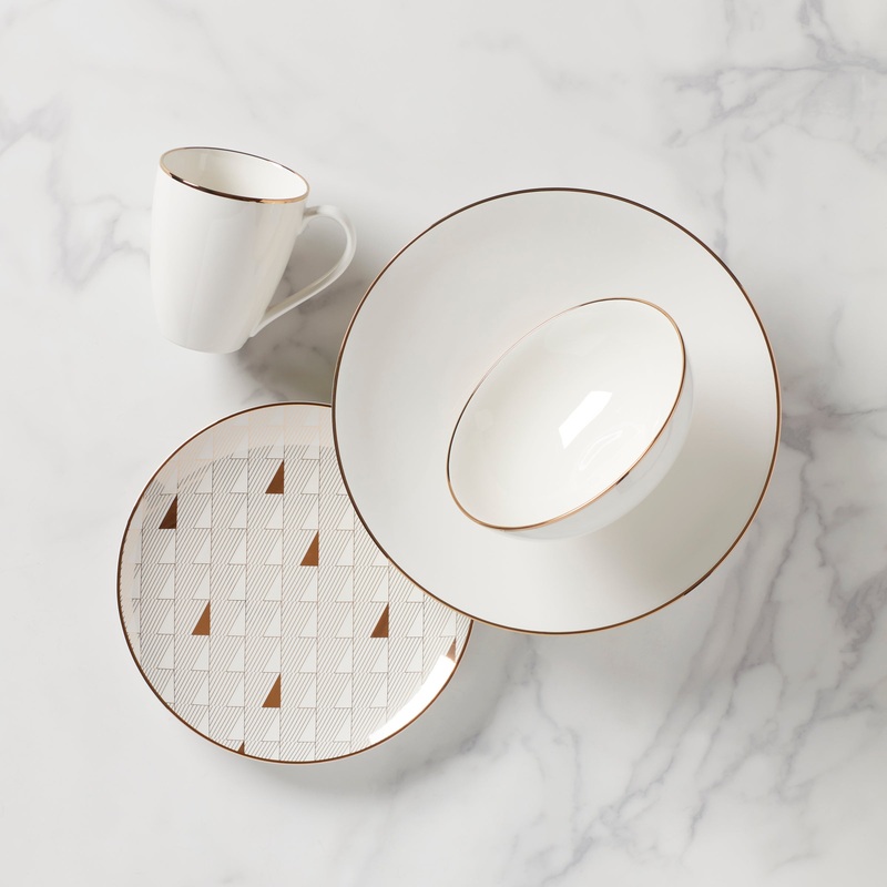 Trianna White 4-Piece Place Setting