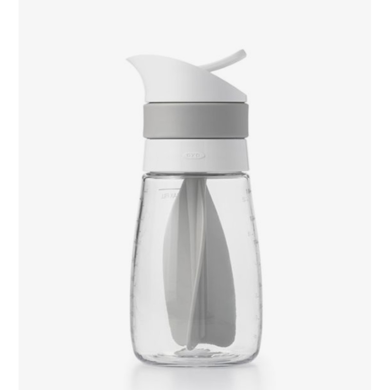 Twist & Pour Salad Dressing Mixer - Gray