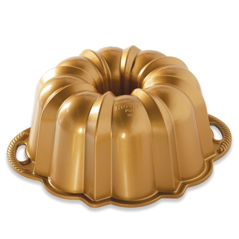 Nordic Ware 13 Cup Anniversary Bundt Pan