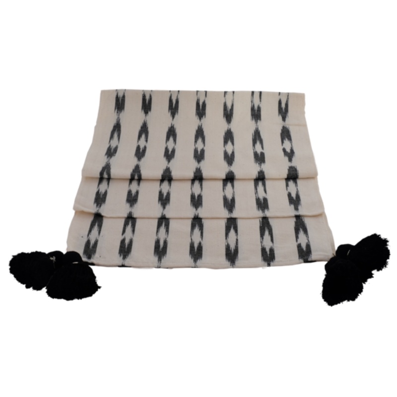 WHITE & BLACK SERPENTINA RUNNER