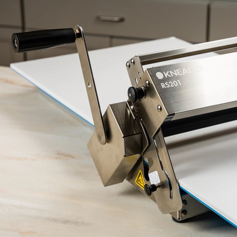 FoldingDoughSheeter15.5"