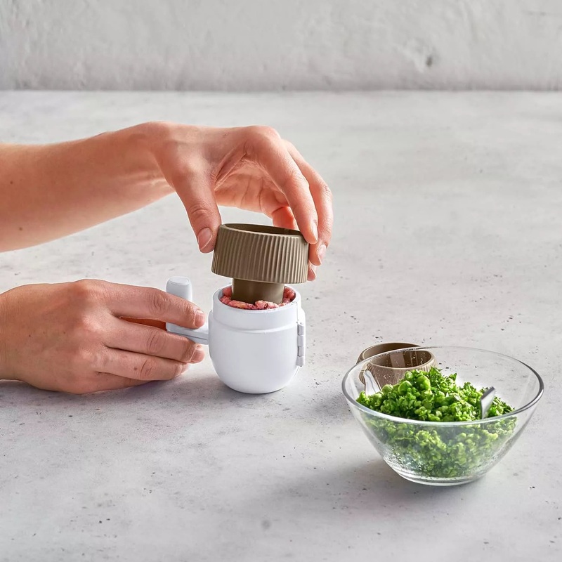 BettyBossiFilledMeatballMakerSet