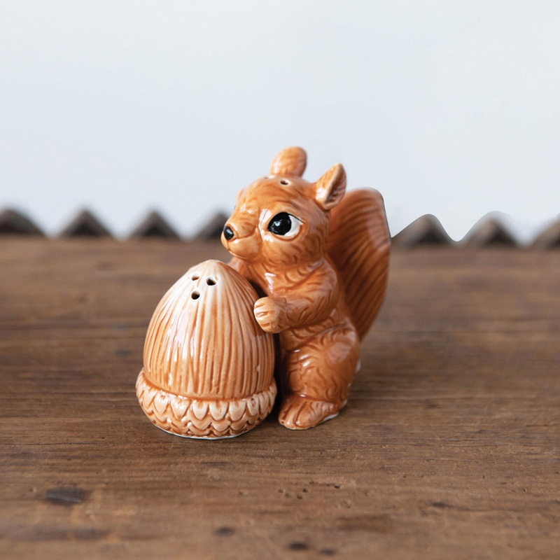 SquirrelandAcornSaltandPepperShakers